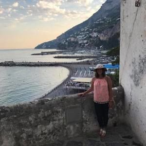 Meet your Posher, Tara